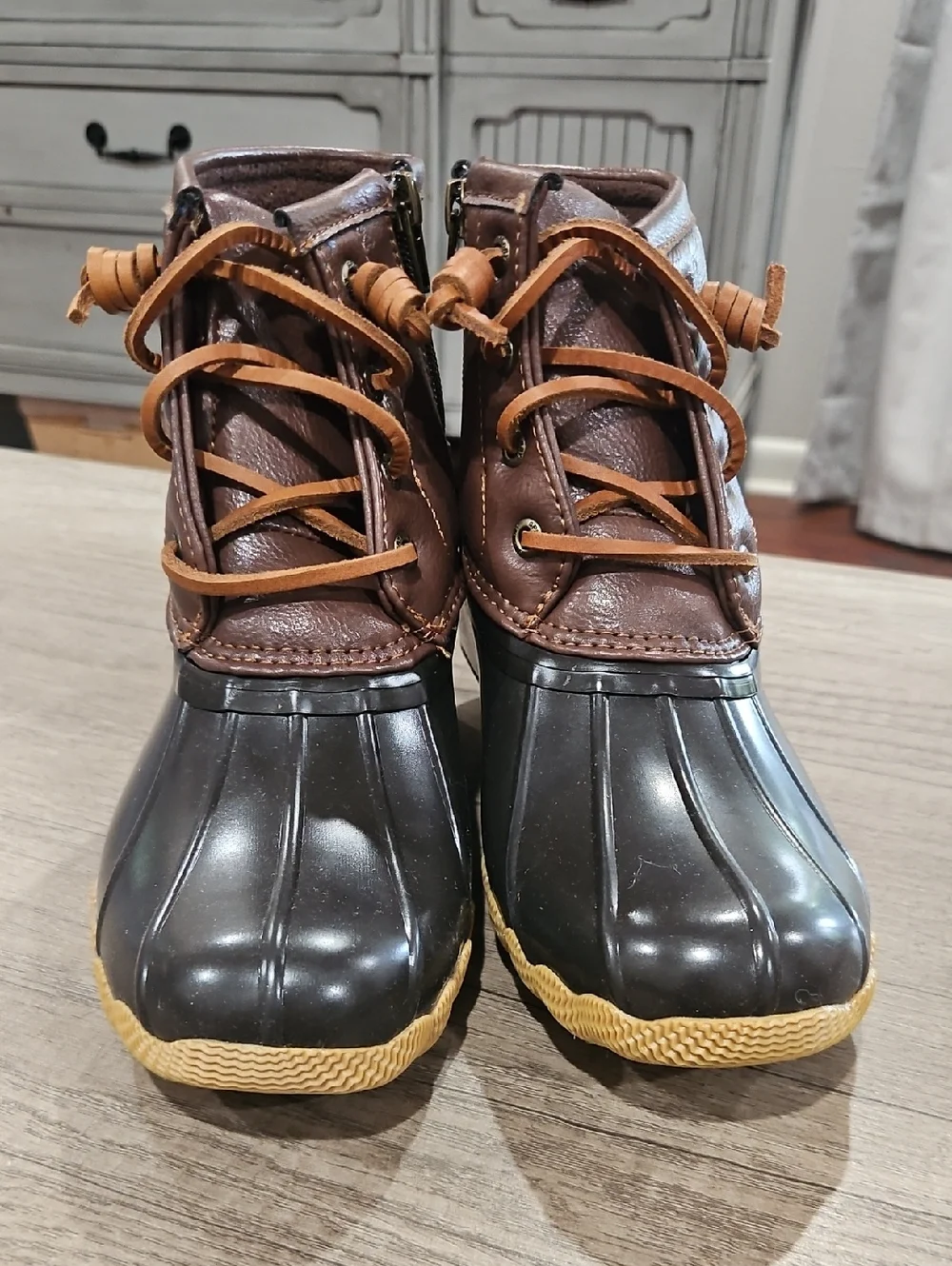 Sperry Salt wster Two-Tone Duck Boots in Brown & Black Girl's size 1M